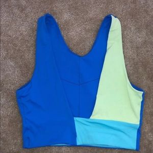 Lululemon crop top